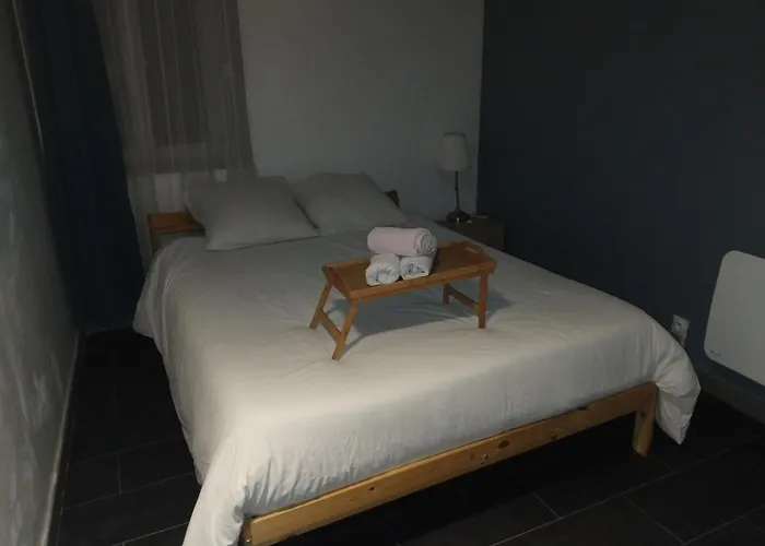 Apartament Confort Avec Internet Et Tv Dans La Et Le Salon Brest