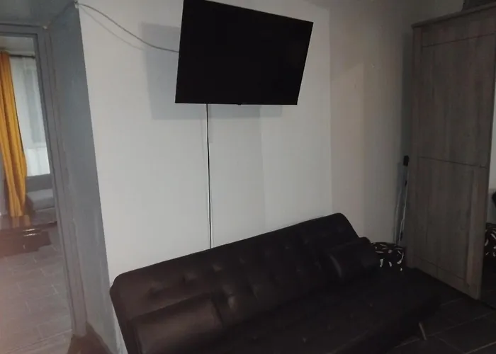 Apartament Confort Avec Internet Et Tv Dans La Et Le Salon